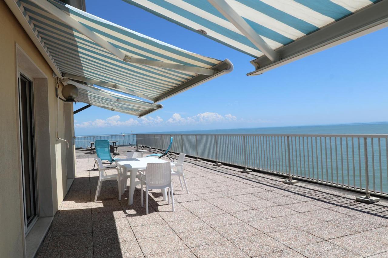 Apartment Penthouse Attico Mara *